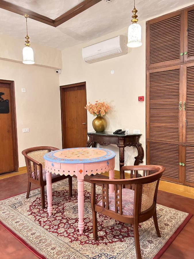 The Kaptain'S Retreat Chandīgarh Exteriér fotografie